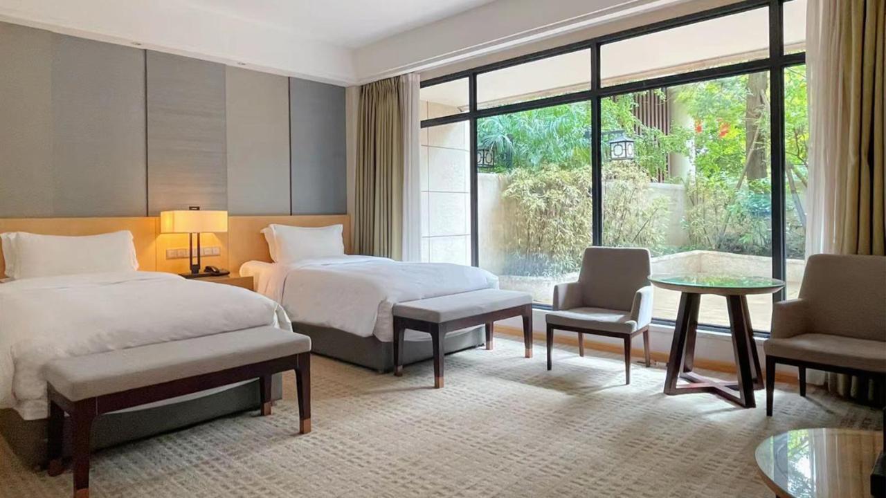 Meishan  Intercontinental Heilong Lake, An Ihg Hotel מראה חיצוני תמונה